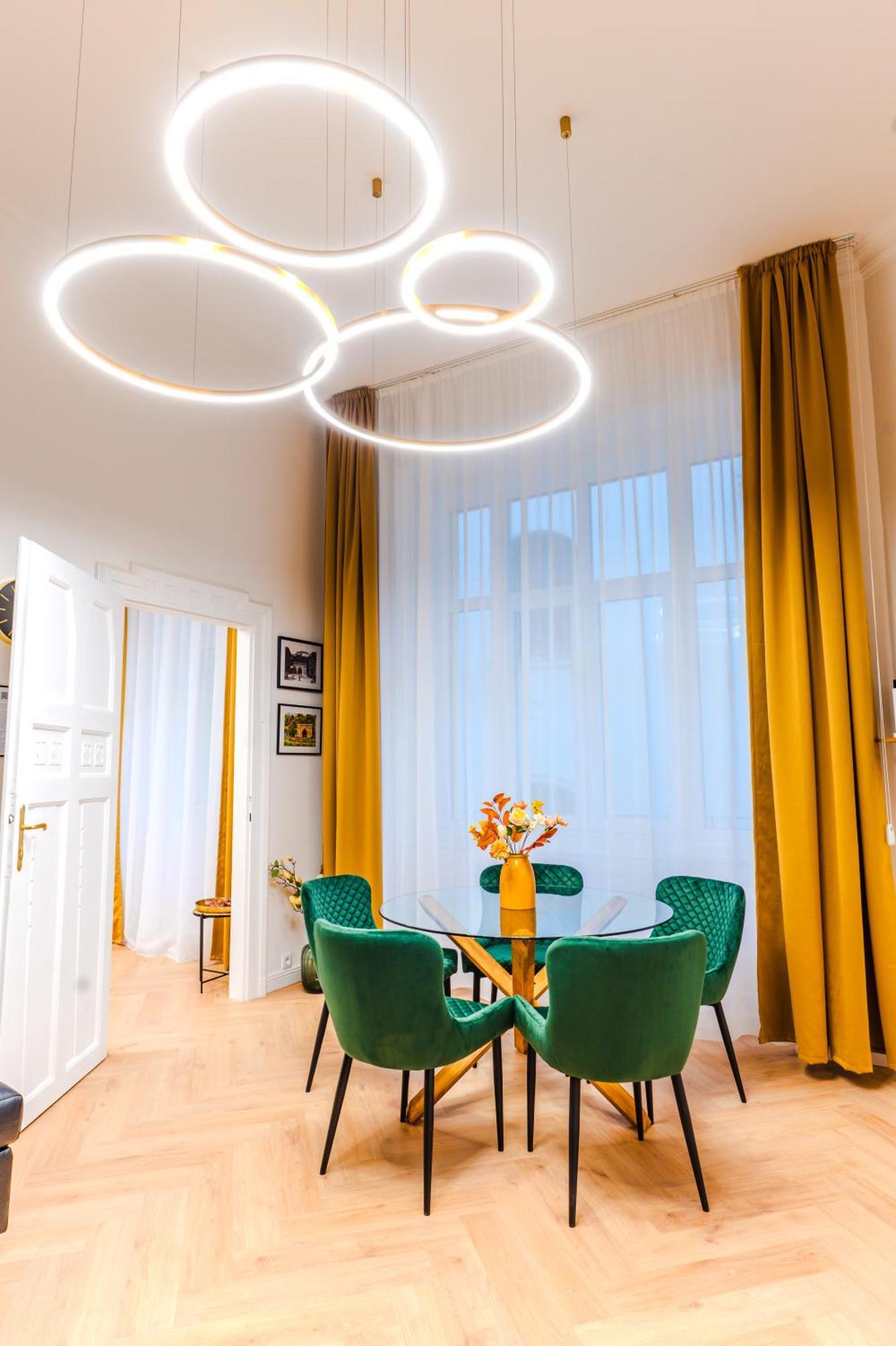 Apartment 2 Bedrooms And Living Your Modern In *