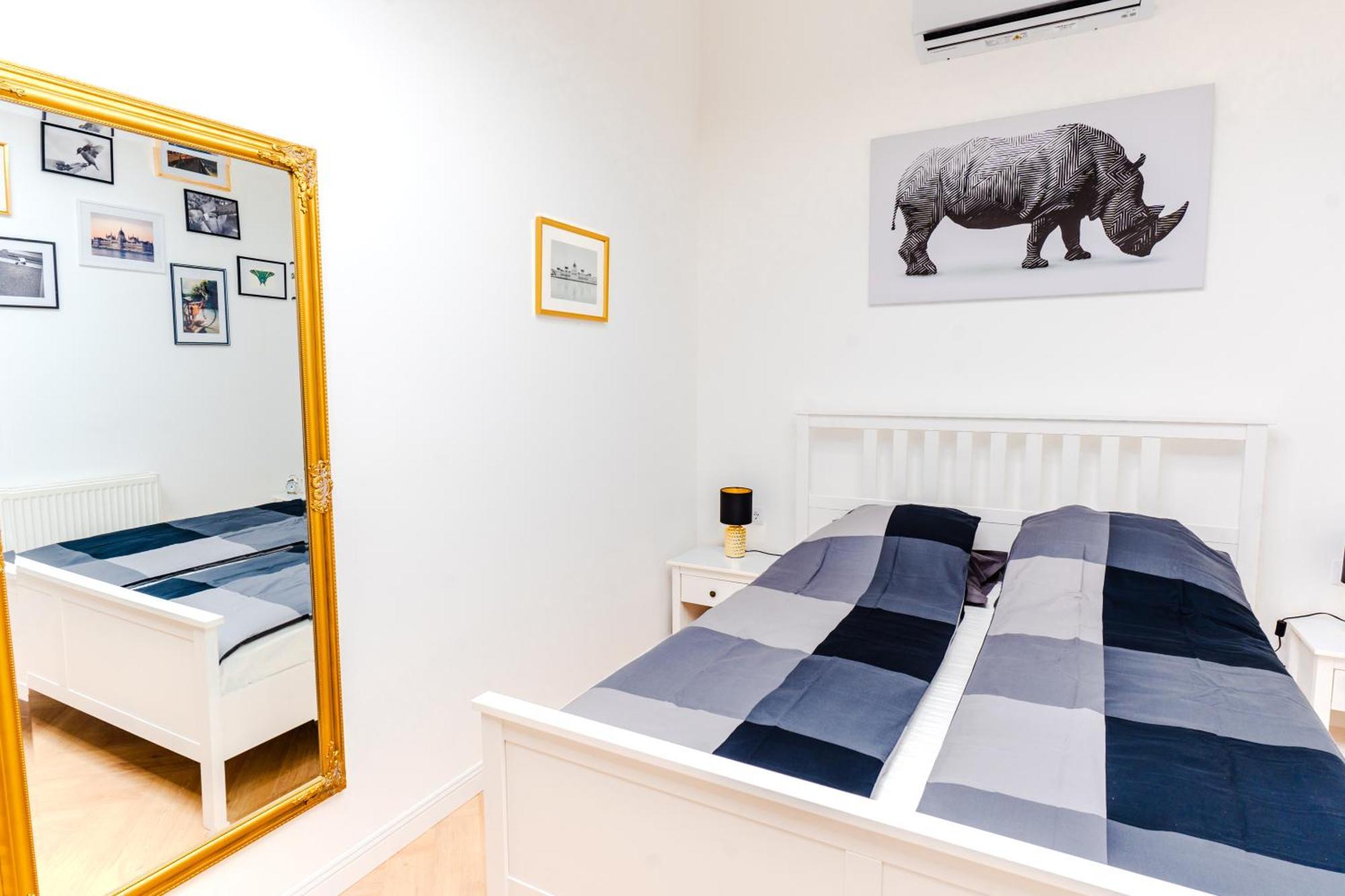 Apartment 2 Bedrooms And Living Your Modern In
